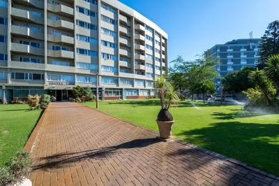 Duplex For Sale in Parow North, Cape Town